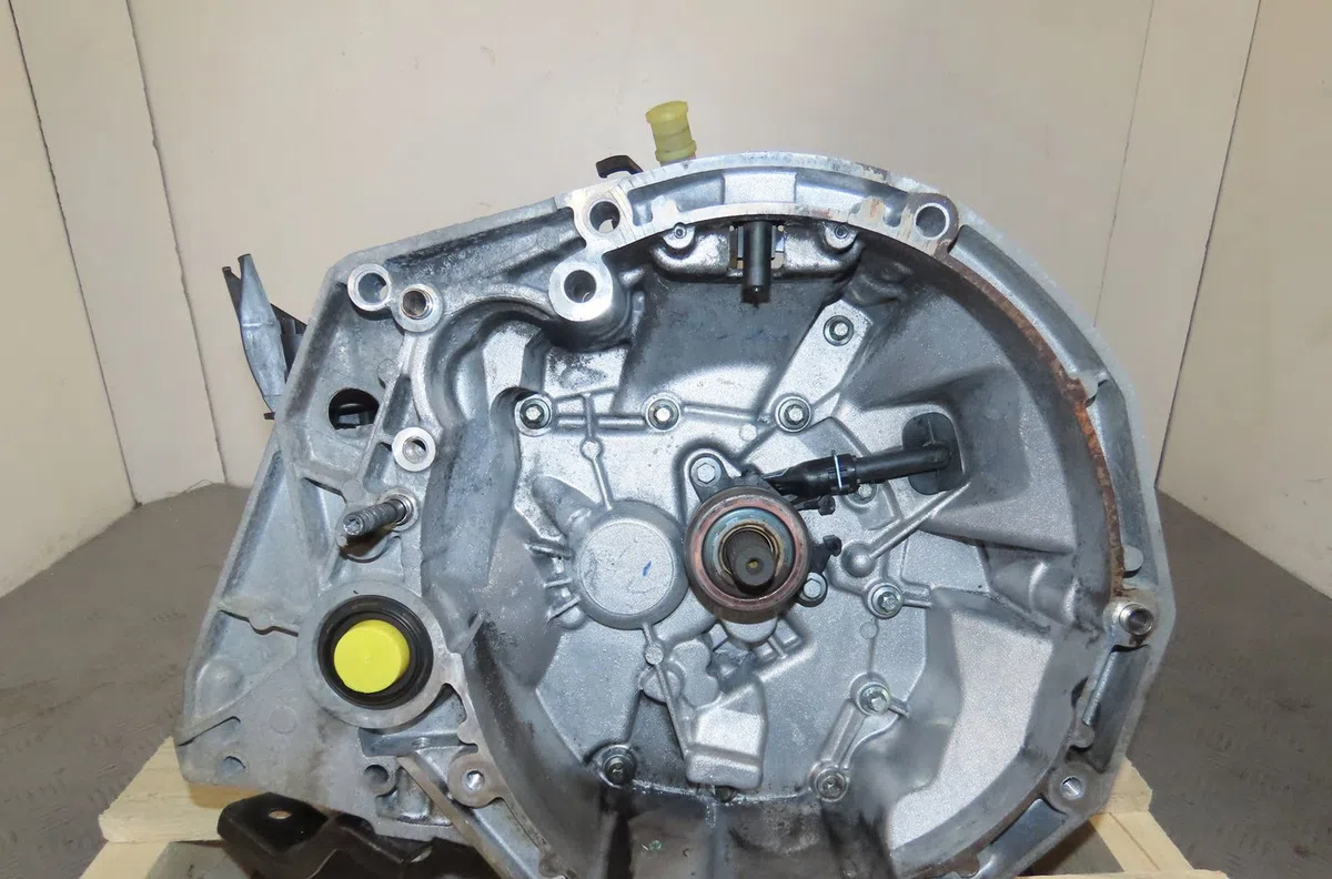 Boîte de vitesses manuelle Renault LAGUNA II (BG0/1_) 2.0 16v (bg00, bg0k, bg0p, bg0w) (2002-2007) 5 portes occasion