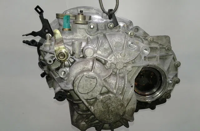 Boîte de vitesses manuelle Renault LAGUNA II Grandtour (KG0/1_) 2.0 16v (kg03, kg0z, kg0t, kg1y) (2005-2007) occasion — photo 3