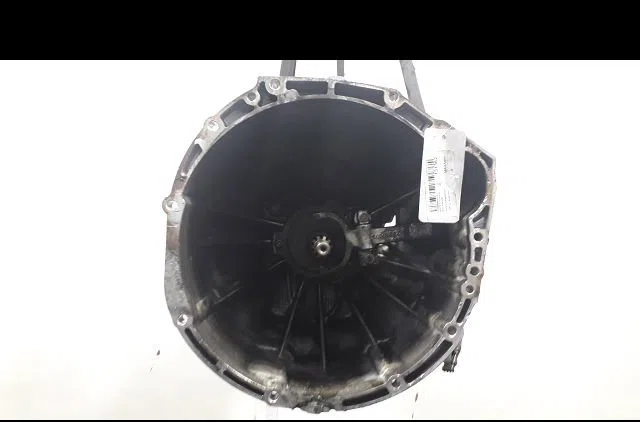 Boîte de vitesses manuelle Renault MASTER III Camion plate-forme/Châssis (EV, HV, UV) 2.3 dci 125 fwd (ev0c, ev0d, ev0j, hv0c, hv0d, hv0h,... (2010) occasion