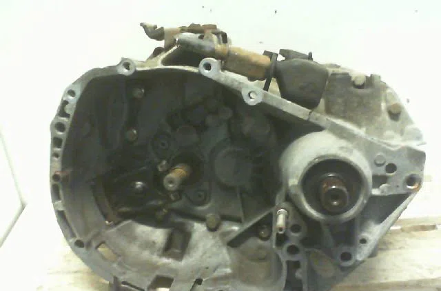 Boîte de vitesses manuelle Renault MEGANE I Break (KA0/1_) 1.4 16v (ka0d, ka1h, ka0w, ka10) (1999-2003) occasion — photo 4