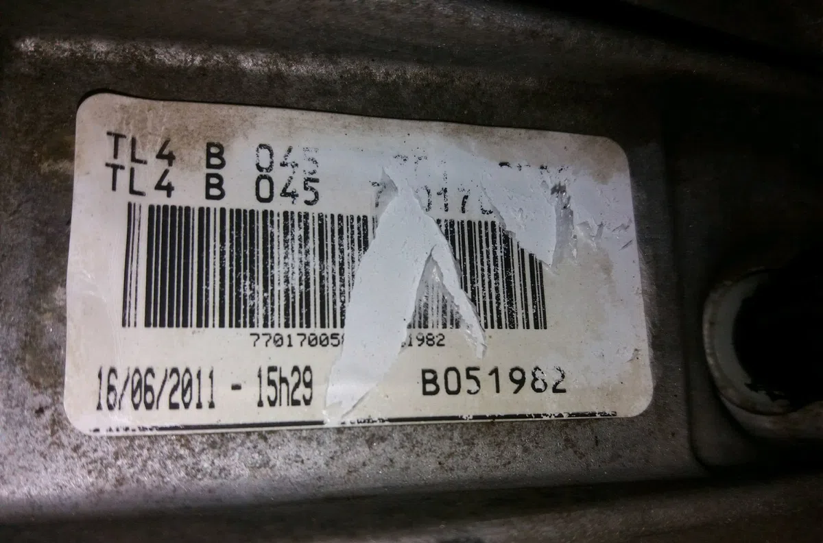 Boîte de vitesses manuelle Renault MEGANE III 3/5 portes (BZ0/1_, B3_) 1.5 dci (bz09, bz0d, bz1w, bz29, bz14) (2009) 5 portes occasion — photo 3