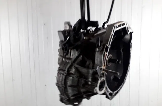 Boîte de vitesses manuelle Renault MEGANE III Coupé (DZ0/1_) 1.5 dci (dz0b) (2009) occasion — photo 3