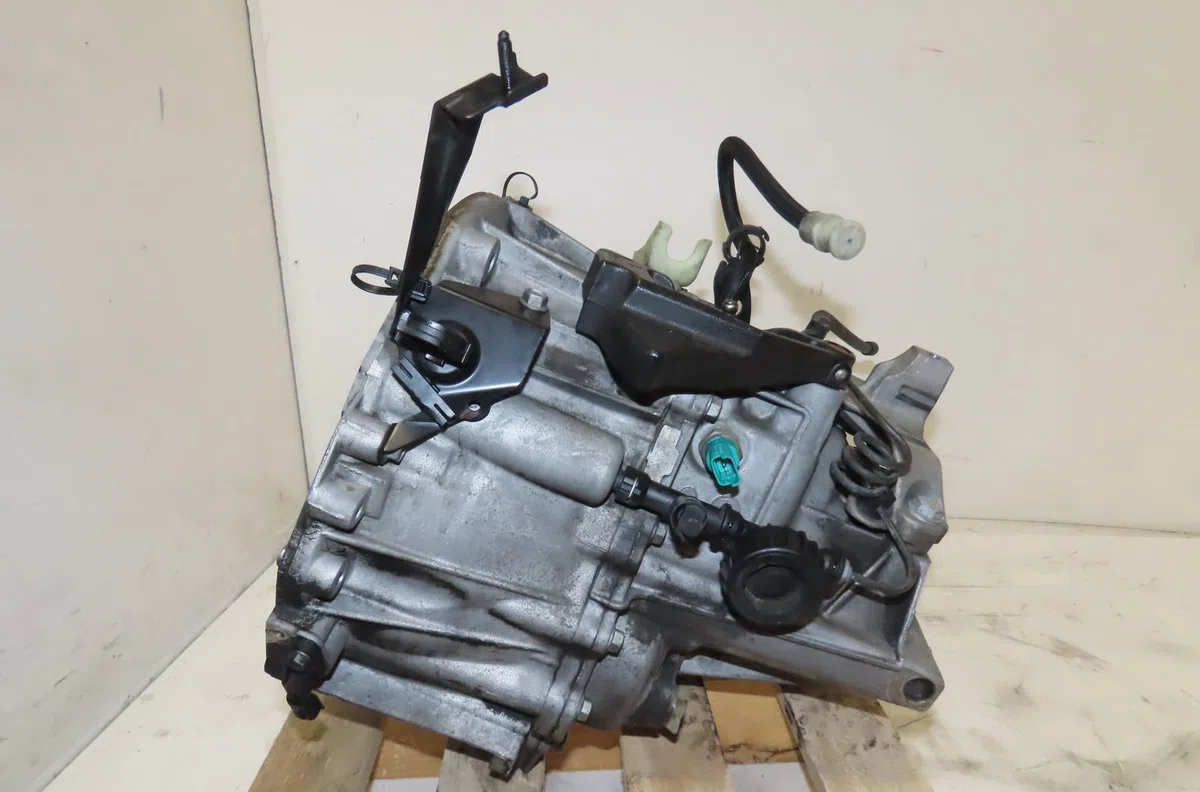 Boîte de vitesses manuelle Renault MEGANE III Coupé (DZ0/1_) 1.9 dci (dz0n, dz0j, dz1j, dz1k) (2008-2015) occasion — photo 3