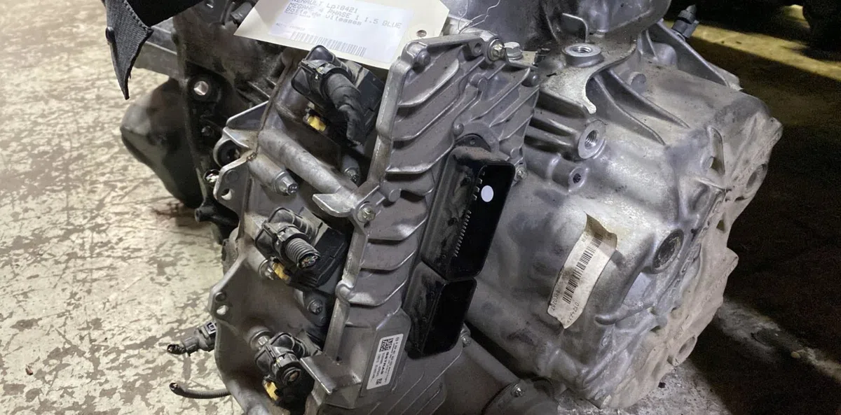 Boîte de vitesses manuelle Renault MEGANE IV 3/5 portes (B9A/M/N_) 1.5 blue dci 115 (b9a6) (2018) occasion — photo 2