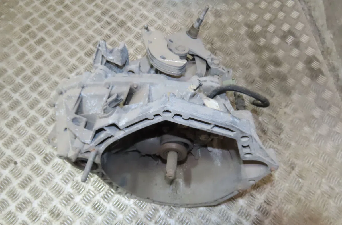 Boîte de vitesses manuelle RENAULT SCENIC II occasion — photo 2