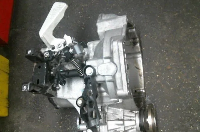 Boîte de vitesses manuelle Seat IBIZA III (6L1) 1.9 tdi (2002-2009) 5 portes occasion — photo 3