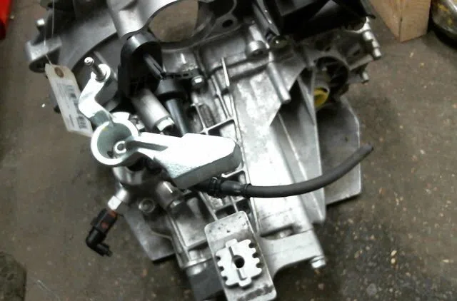 Boîte de vitesses manuelle SKODA CITIGO occasion — photo 2