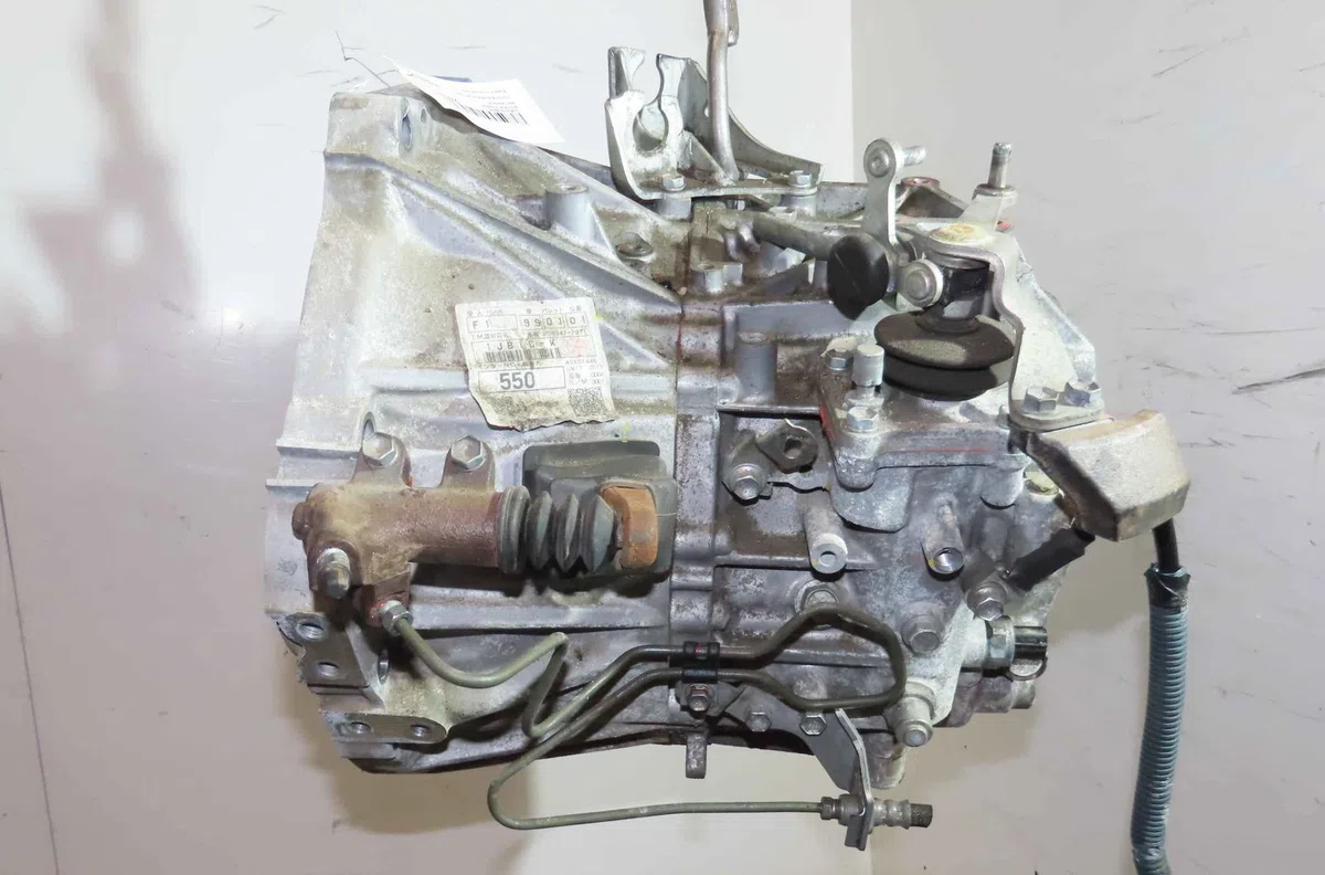 Boîte de vitesses manuelle TOYOTA AURIS II occasion — photo 2