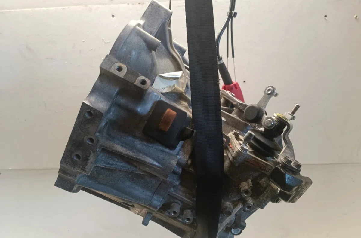 Boîte de vitesses manuelle Toyota AVENSIS Break (_T27_) 2.2 d-4d (adt271_) (2008-2018) occasion — photo 2