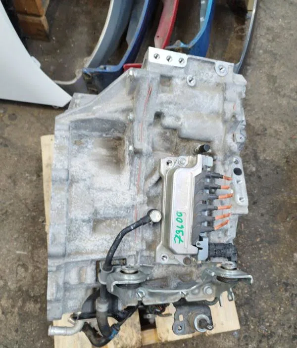 Boîte de vitesses manuelle Toyota C-HR (_X1_) 1.8 hybrid (zyx10_, zyx11_) (2016) occasion