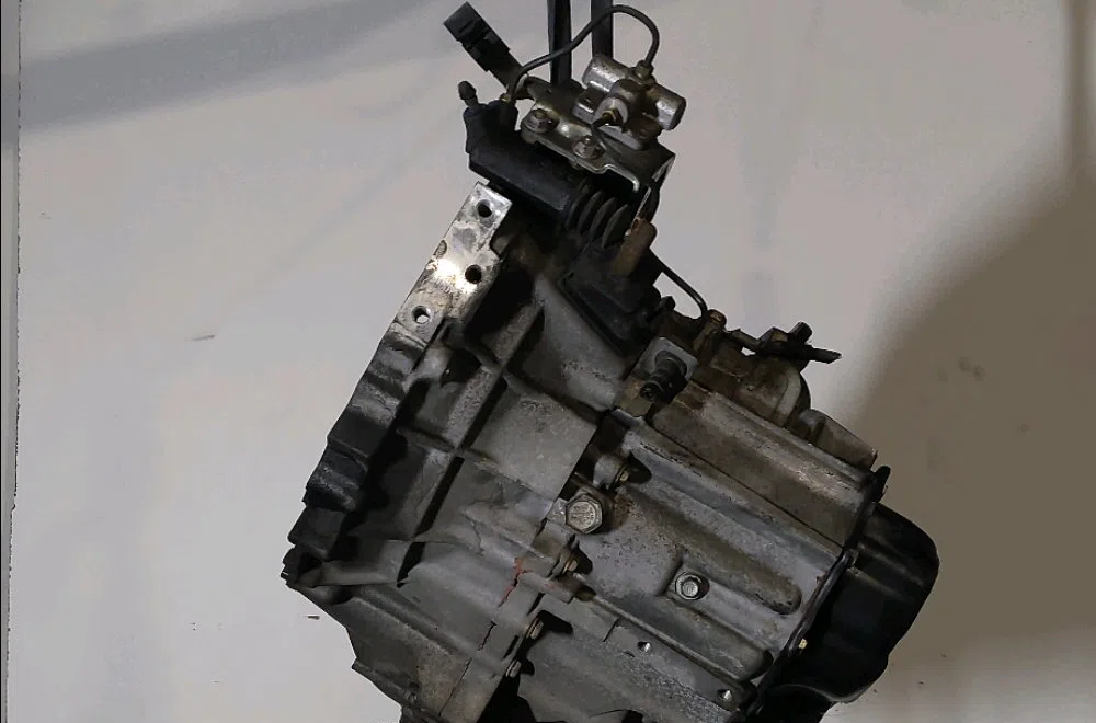 Boîte de vitesses manuelle Toyota COROLLA Verso (_E12_) 2.0 d-4d (cde120_) (2002-2004) occasion — photo 2