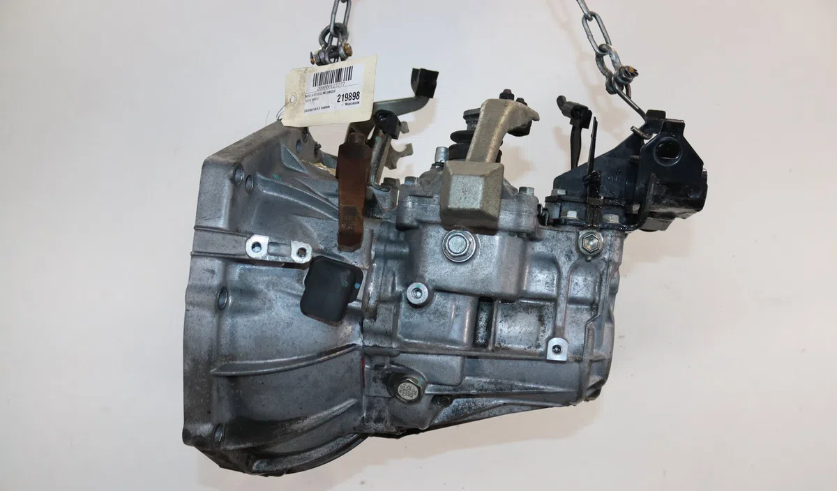 Boîte de vitesses manuelle TOYOTA YARIS II occasion — photo 2