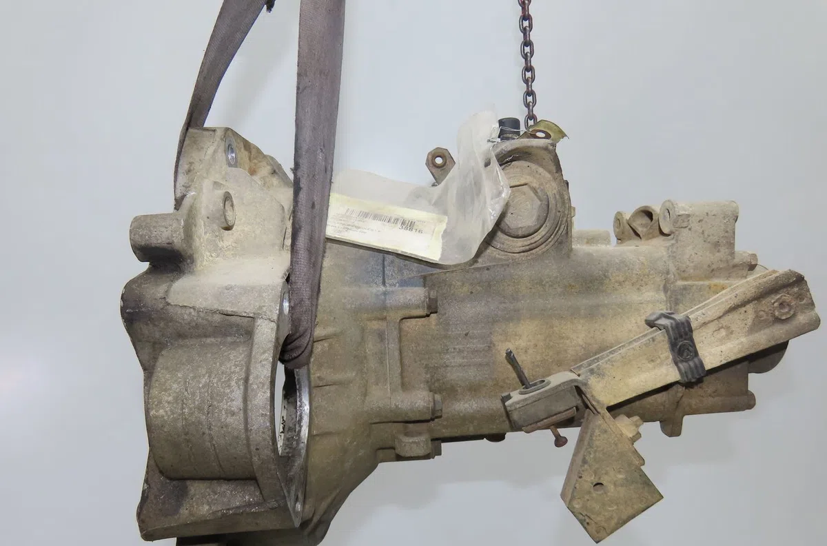 Boîte de vitesses manuelle Volkswagen GOLF III (1H1) 1.8 (1991-1997) 5 portes occasion — photo 4