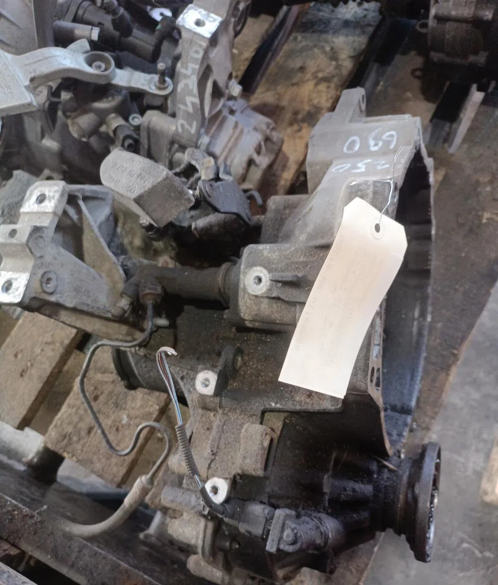 Boîte de vitesses manuelle Volkswagen GOLF IV (1J1) 1.9 tdi (1997-2004) 3 portes occasion