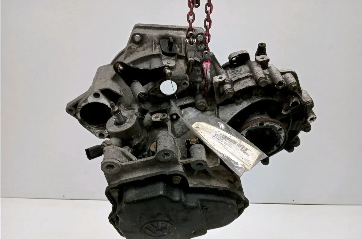 Boîte de vitesses manuelle Volkswagen GOLF IV (1J1) 1.9 tdi (1997-2004) 3 portes occasion — photo 4