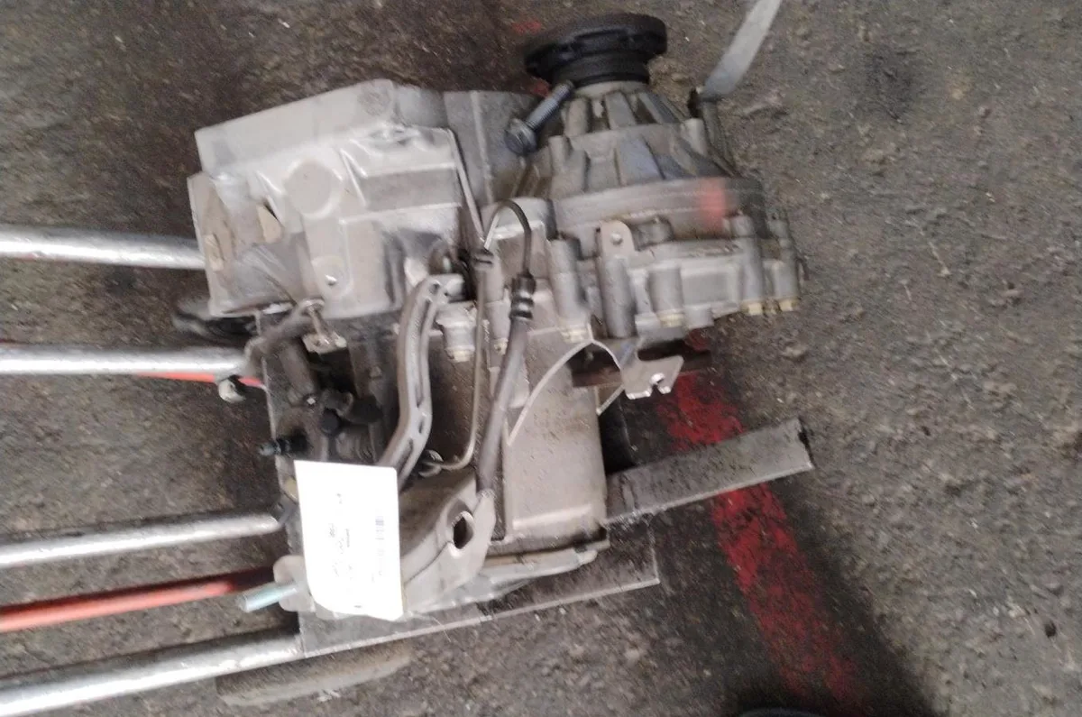 Boîte de vitesses manuelle Volkswagen GOLF PLUS V (5M1, 521) 1.9 tdi (2005-2009) 5 portes occasion