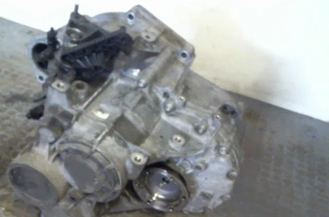 Boîte de vitesses manuelle Volkswagen GOLF V (1K1) 2.0 tdi (2003-2008) occasion — photo 3
