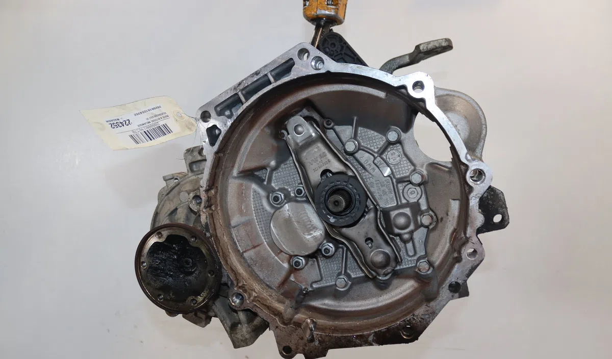 Boîte de vitesses manuelle Volkswagen GOLF VII (5G1, BQ1, BE1, BE2) 1.6 tdi (2012-2017) occasion — photo 2