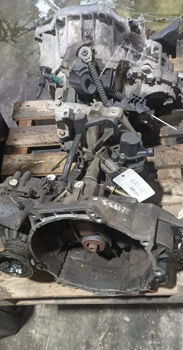 Boîte de vitesses manuelle Volkswagen NEW BEETLE (9C1, 1C1) 2.0 (1998-2010) occasion — photo 2