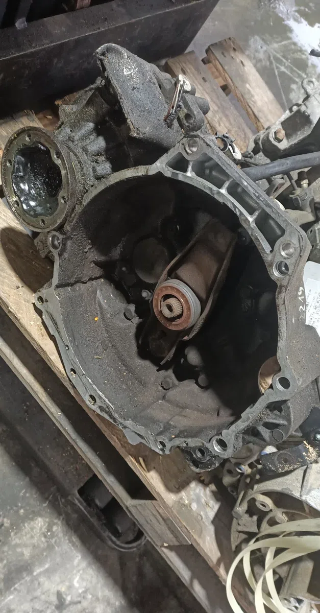 Boîte de vitesses manuelle Volkswagen NEW BEETLE (9C1, 1C1) 2.0 (1998-2010) occasion — photo 3