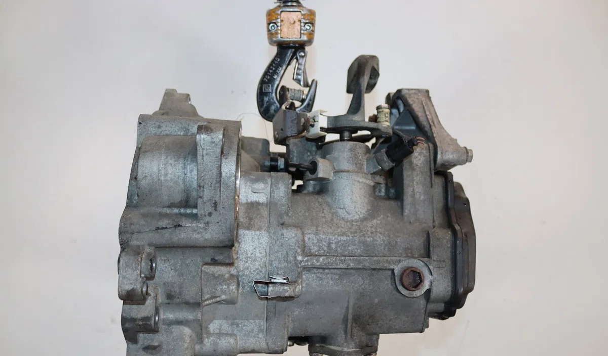 Boîte de vitesses manuelle Volkswagen NEW BEETLE Décapotable (1Y7) 1.9 tdi (2003-2010) occasion — photo 2