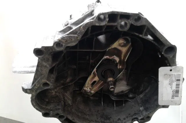 Boîte de vitesses manuelle Volkswagen PASSAT B5 (3B2) 1.6 (1996-2000) occasion
