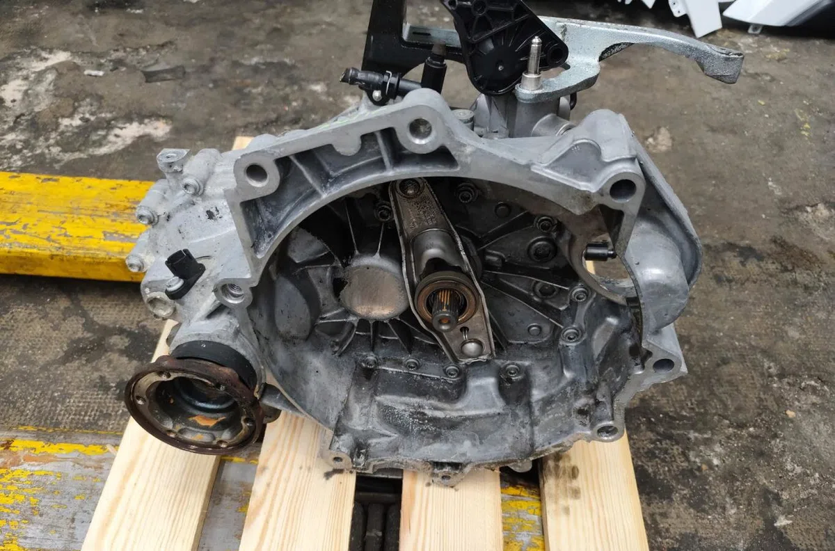 Boîte de vitesses manuelle Volkswagen POLO V (6R1, 6C1) 1.2 (2009) occasion — photo 2