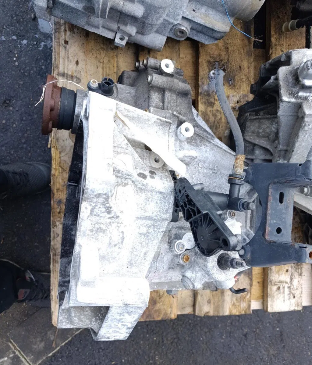 Boîte de vitesses manuelle Volkswagen POLO V (6R1, 6C1) 1.4 (6r1) (2009-2014) occasion — photo 2