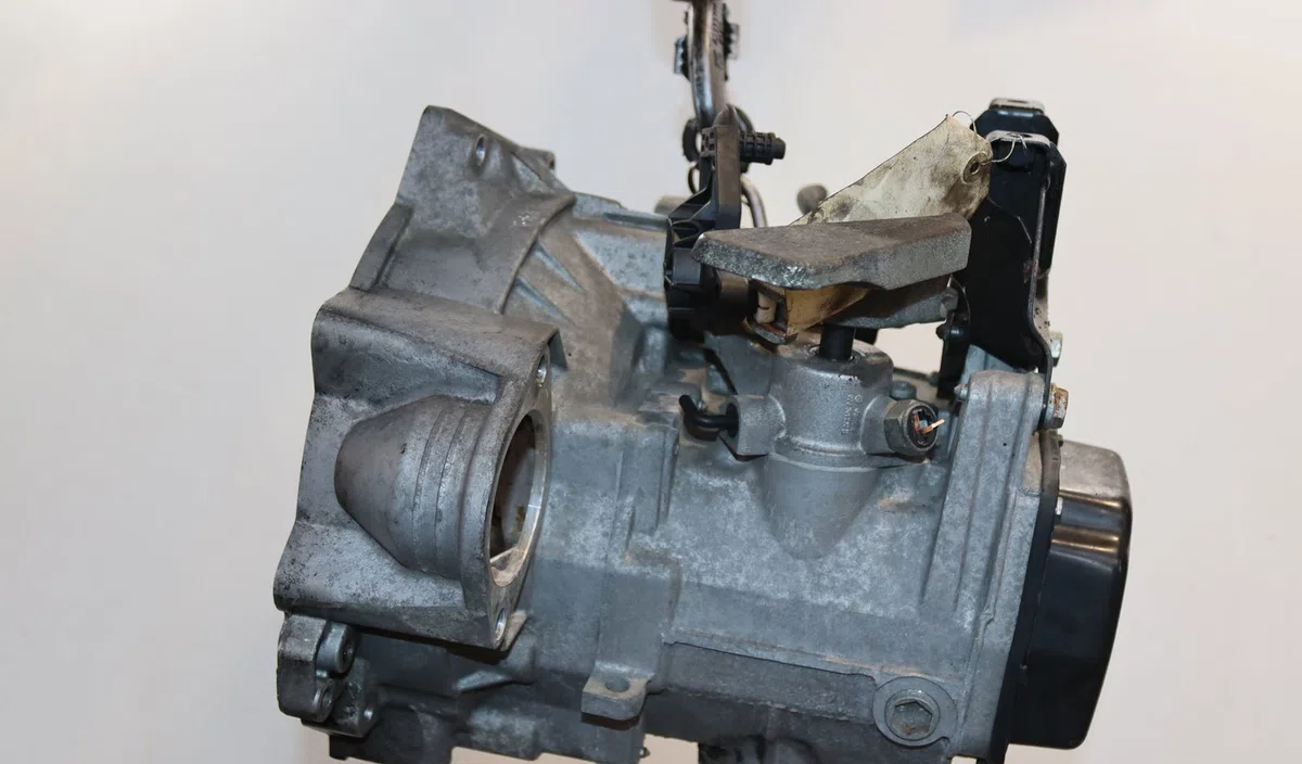 Boîte de vitesses manuelle Volkswagen POLO V (6R1, 6C1) 1.6 tdi (2009) 5 portes occasion — photo 3