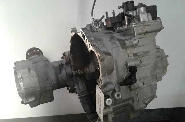 Boîte de vitesses manuelle Volvo V70 XC I Cross Country (295) D5 awd (2005-2007) occasion — photo 2