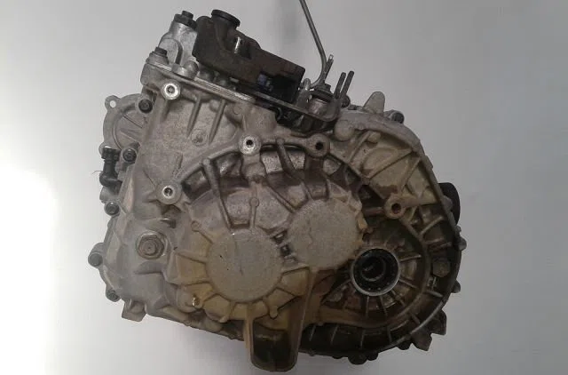Boîte de vitesses manuelle Volvo V70 XC I Cross Country (295) D5 awd (2005-2007) occasion — photo 3