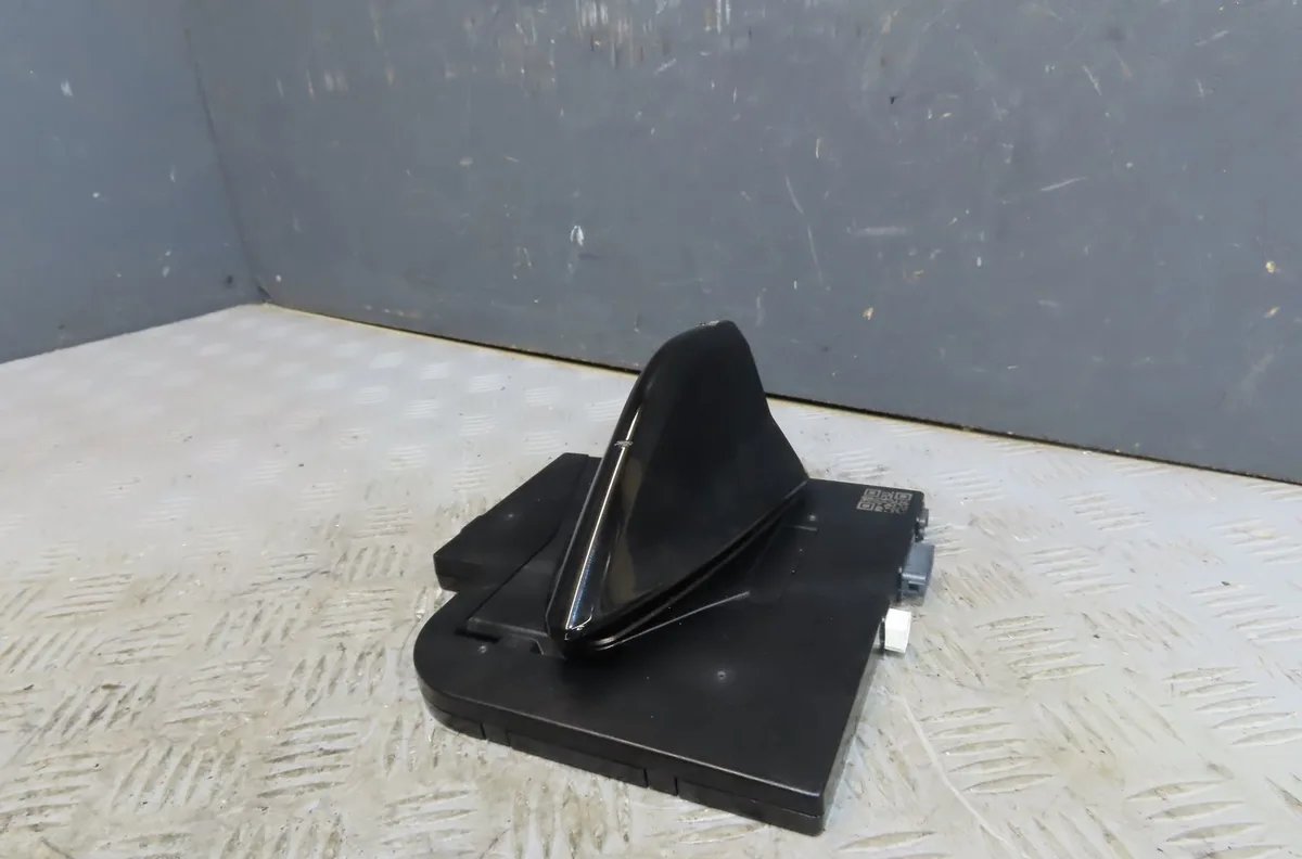 Boitier antenne elec Ds DS 4 II (F_, FB_, F3_) Bluehdi 130 (fbyhzt) (2021) occasion
