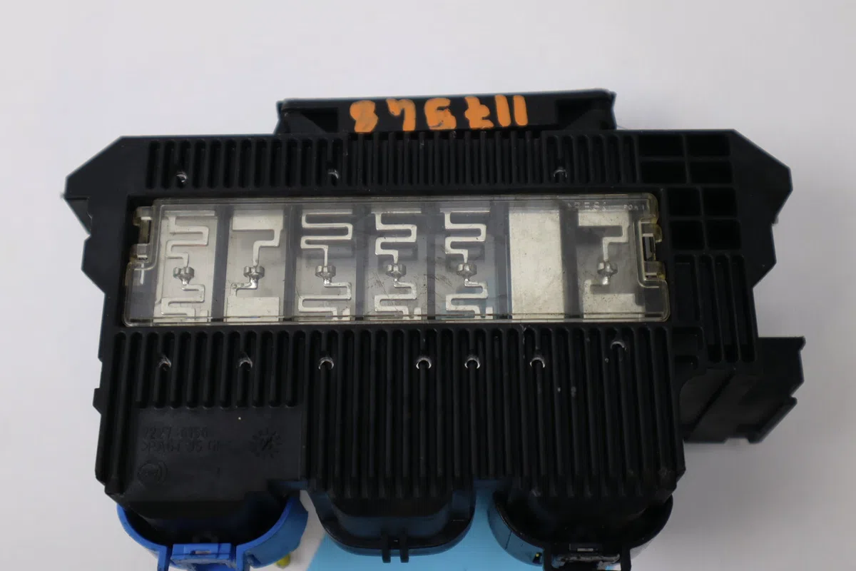 Boitier de batterie de traction Citroen C8 (EA_, EB_) 2.0 hdi 165 (2006) occasion — photo 3