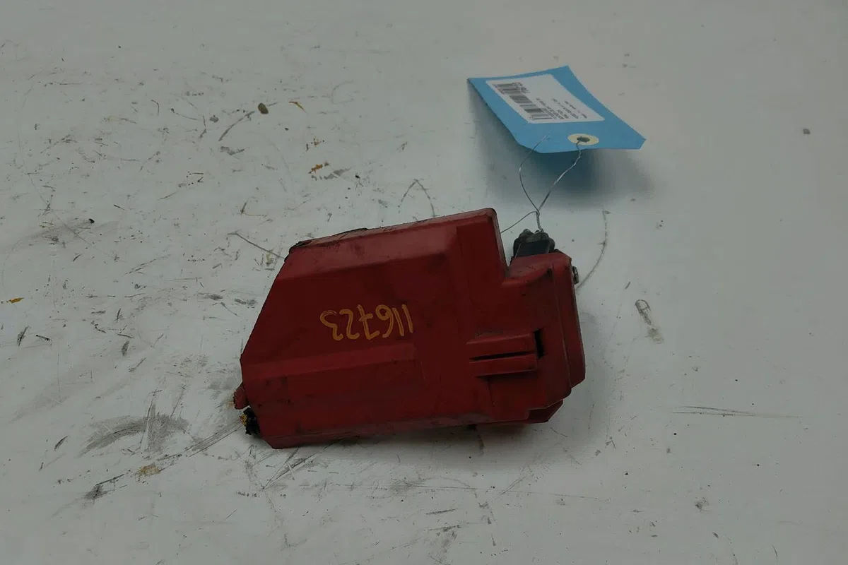 Boitier de batterie de traction Ford FIESTA VI (CB1, CCN) 1.4 tdci (2010-2012) 3 portes occasion — photo 4