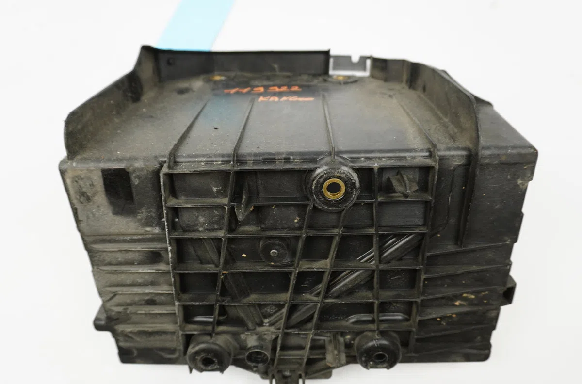 Boitier de batterie de traction Renault KANGOO - GRAND KANGOO II (KW0-1_) 1.5 dci 85 (kw0k, kw0l, kw0b) (2008) 4 portes 