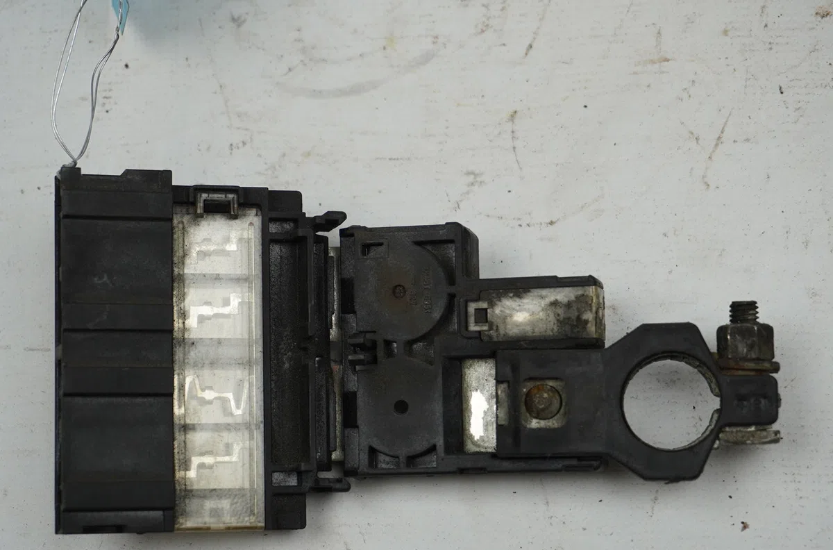 Boitier de batterie de traction Suzuki SWIFT IV (FZ, NZ) 1.2 (azh 412) (2010) occasion — photo 4