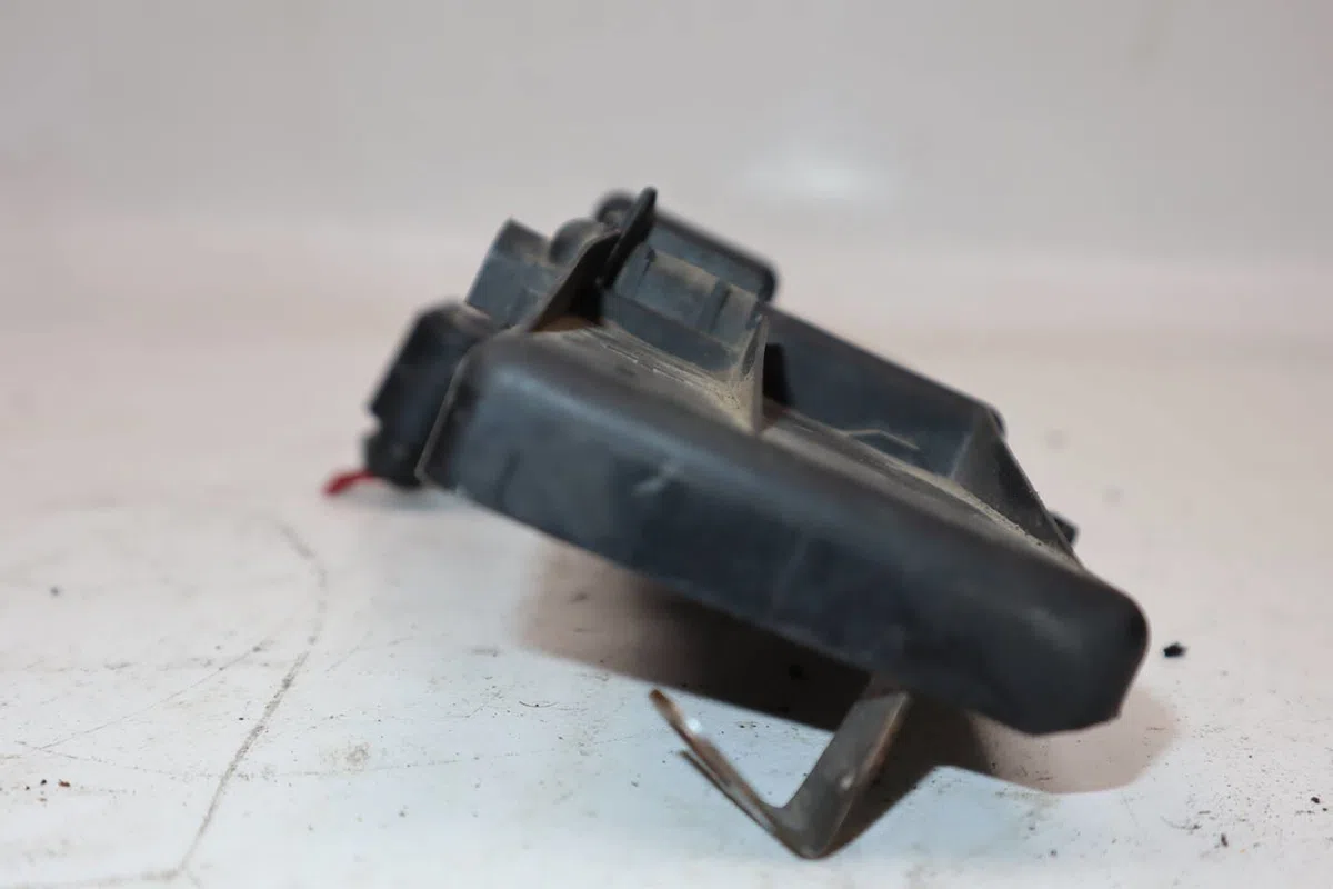Boitier de batterie de traction Volkswagen GOLF IV (1J1) 1.9 tdi (1997-2004) 3 portes occasion — photo 4