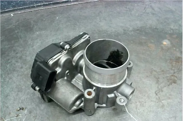 Boitier papillon AUDI A3 2008 occasion