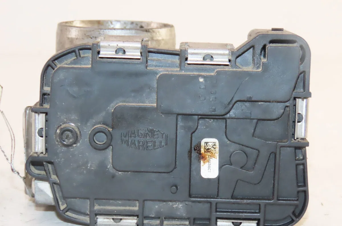 Boitier papillon Fiat PANDA (312_, 319_) 1.2 (312pxa1a) (2012) occasion — photo 4