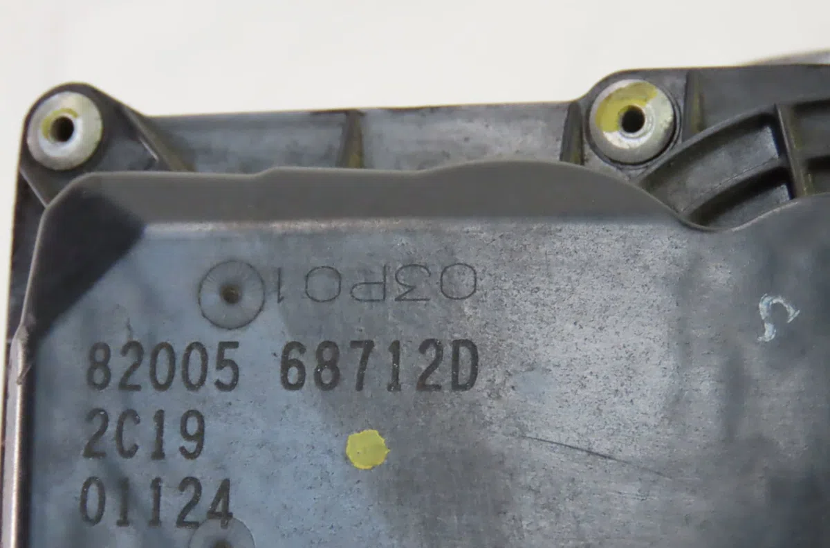 Boitier papillon Renault CLIO II (BB_, CB_) 1.2 16v (bb05, bb0w, bb11, bb27, bb2t, bb2u, bb2v, cb05,... (2001-2016) 3 portes occasion — photo 2