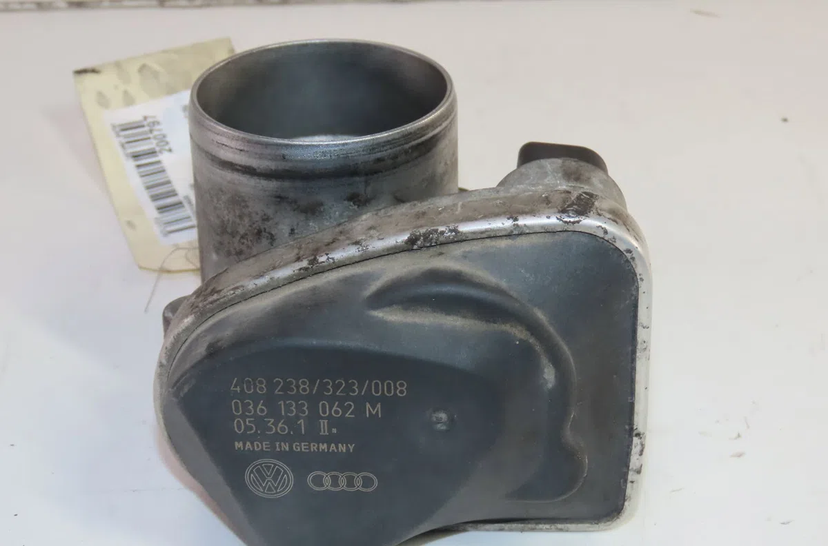 Boitier papillon Seat IBIZA III (6L1) 1.4 16v (2002-2007) occasion — photo 4