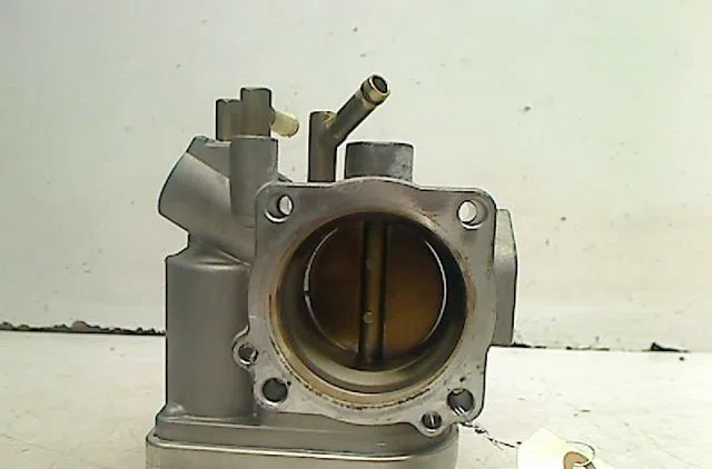 Boitier papillon Volkswagen GOLF IV (1J1) 1.6 (1997-2004) occasion
