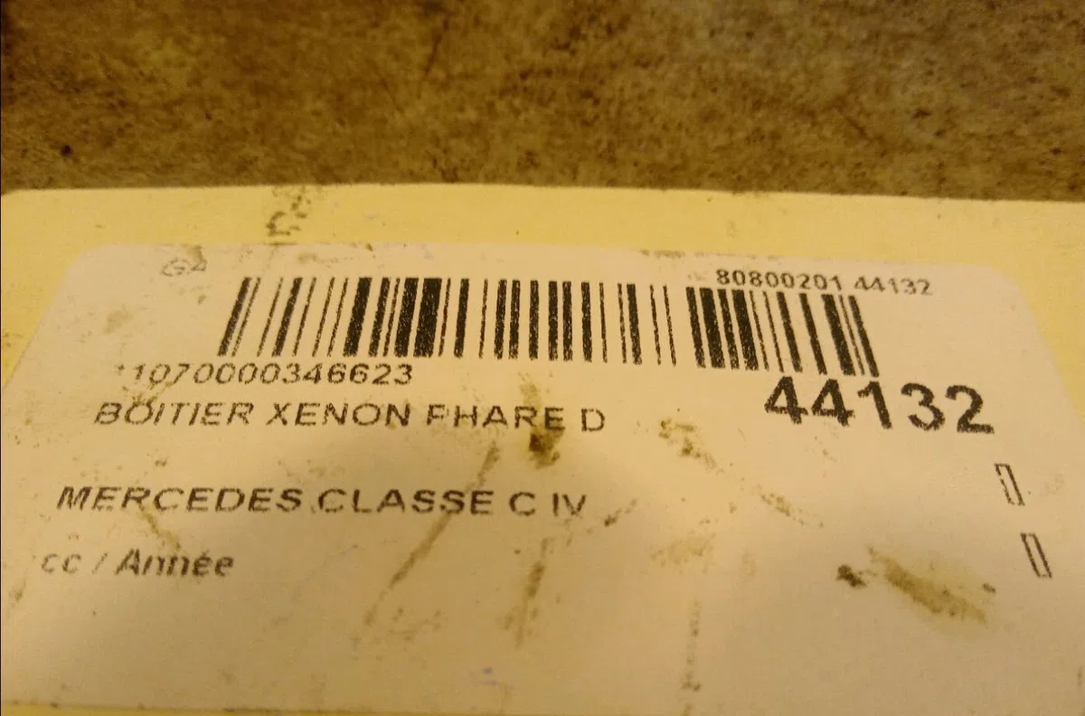Boitier xenon phare d Mercedes-benz CLASSE C (W205) C 180 (205.040, 205.140) (2014) occasion — photo 4