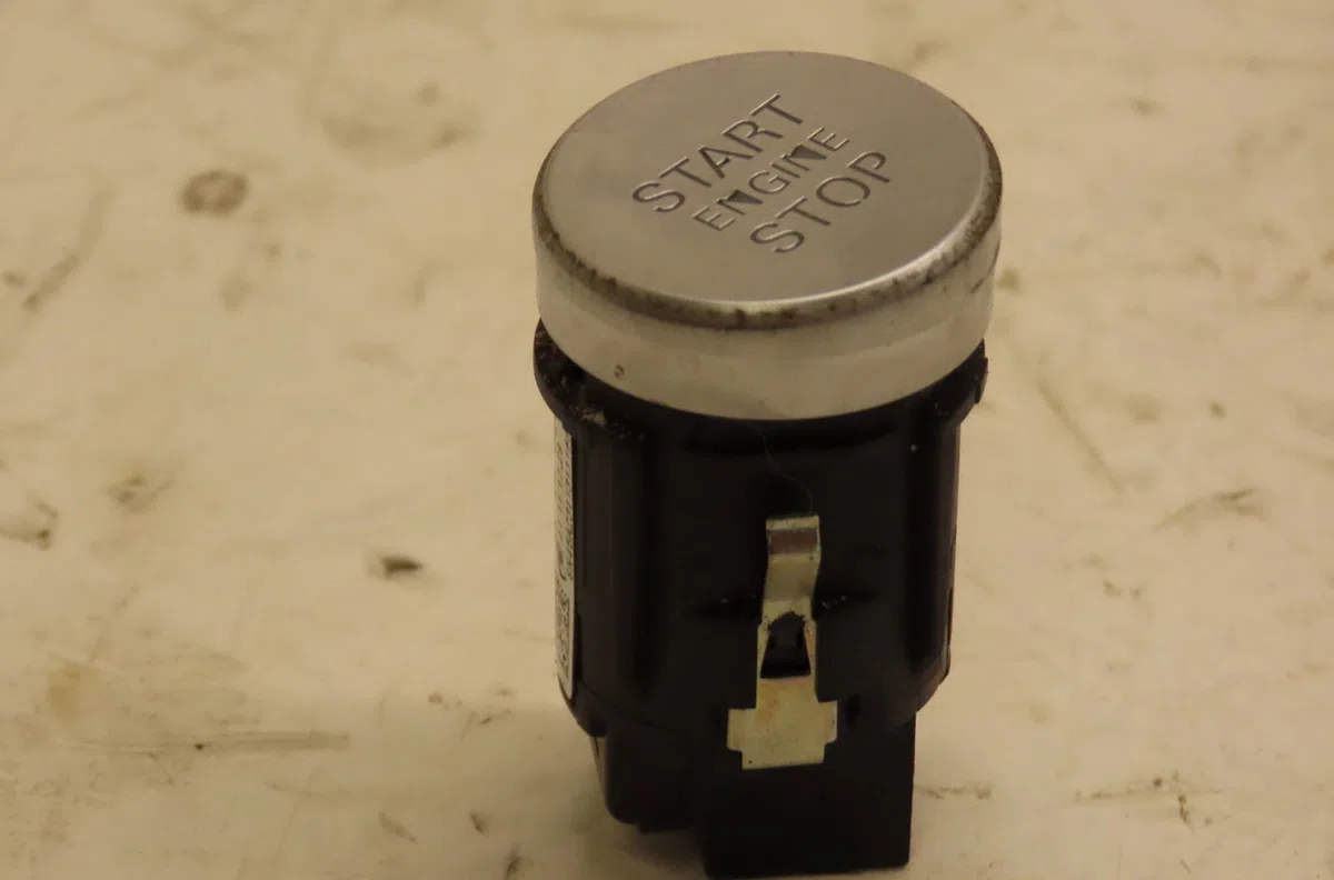 Bouton de demarrage start-stop Audi A4 B8 Avant (8K5) S4 quattro (2008-2015) occasion — photo 2