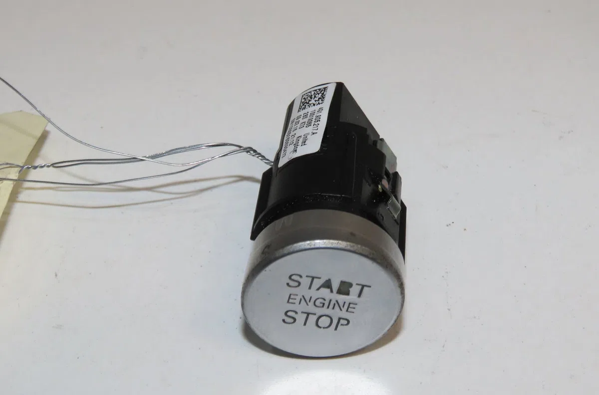 Bouton de demarrage start-stop Audi A7 Sportback (4GA, 4GF) 3.0 tdi quattro (2010-2015) occasion — photo 2