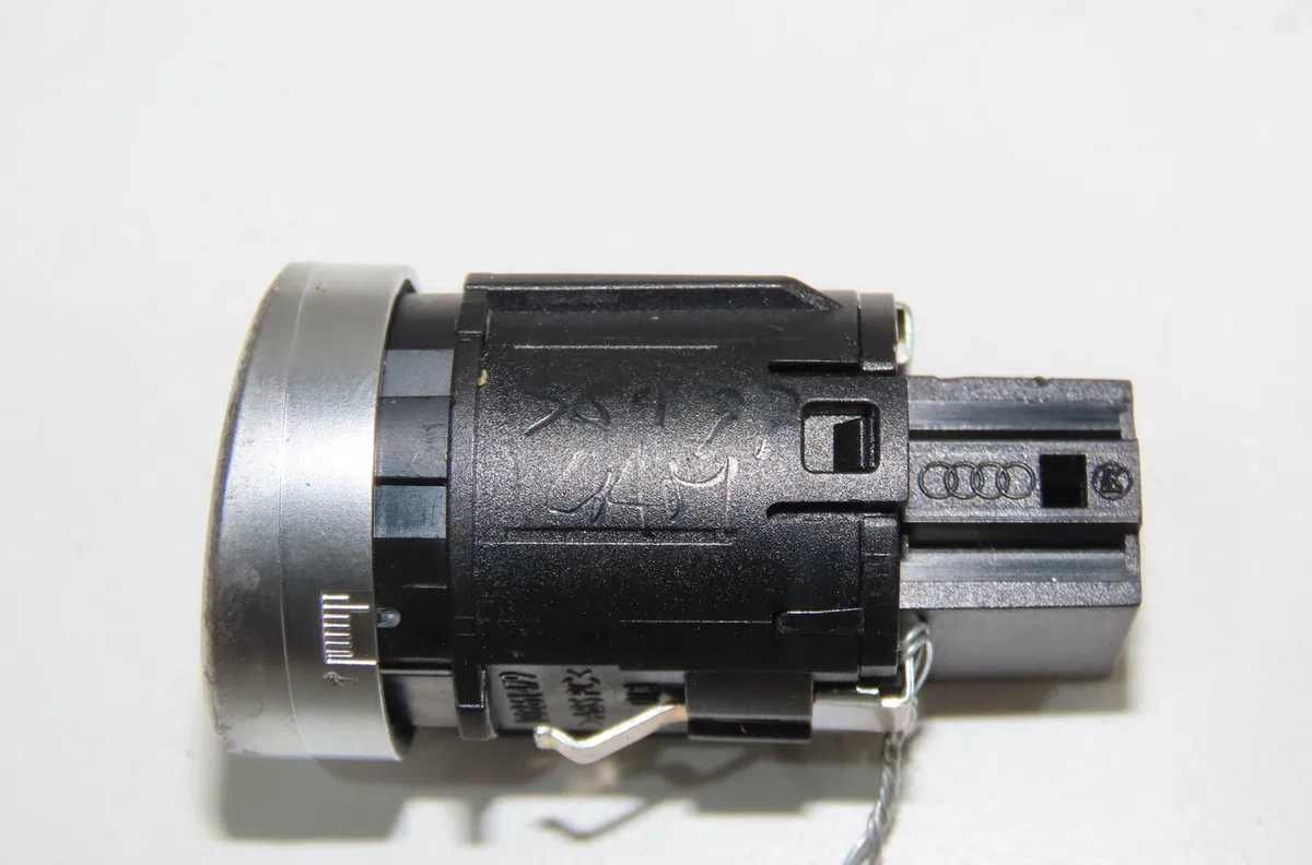 Bouton de demarrage start-stop Audi A7 Sportback (4GA, 4GF) 3.0 tdi quattro (2010-2015) occasion — photo 4