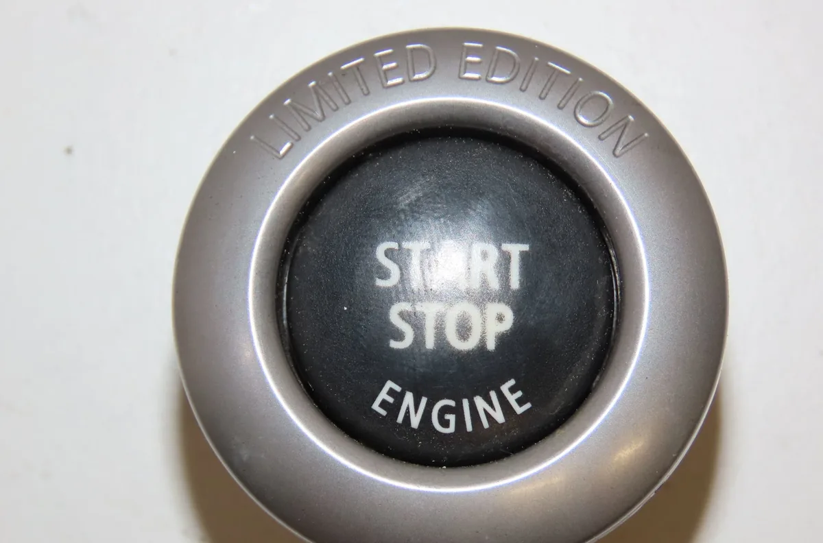 Bouton de demarrage start-stop Bmw 1 (E81) 118 d (2006-2011) 3 portes occasion