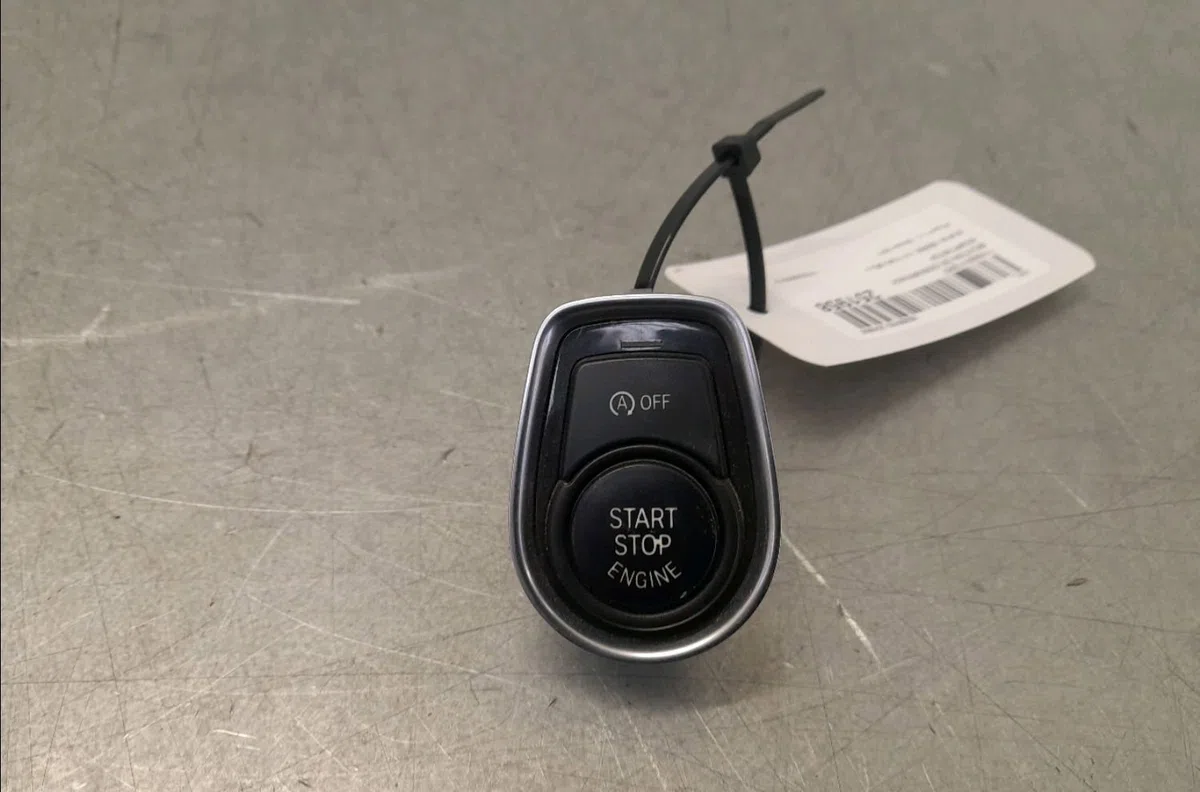 Bouton de demarrage start-stop Bmw 1 (F20) 114 d (2012-2015) occasion — photo 2