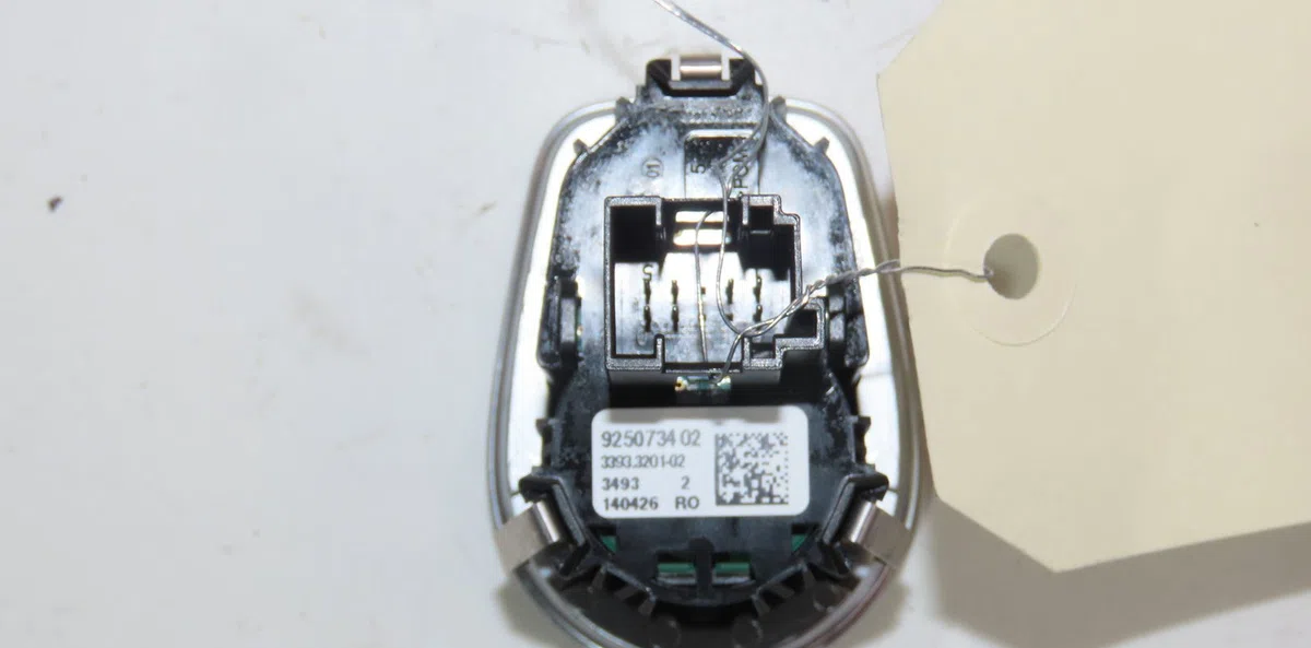 Bouton de demarrage start-stop Bmw 1 (F20) 120 d (2011-2015) occasion — photo 2