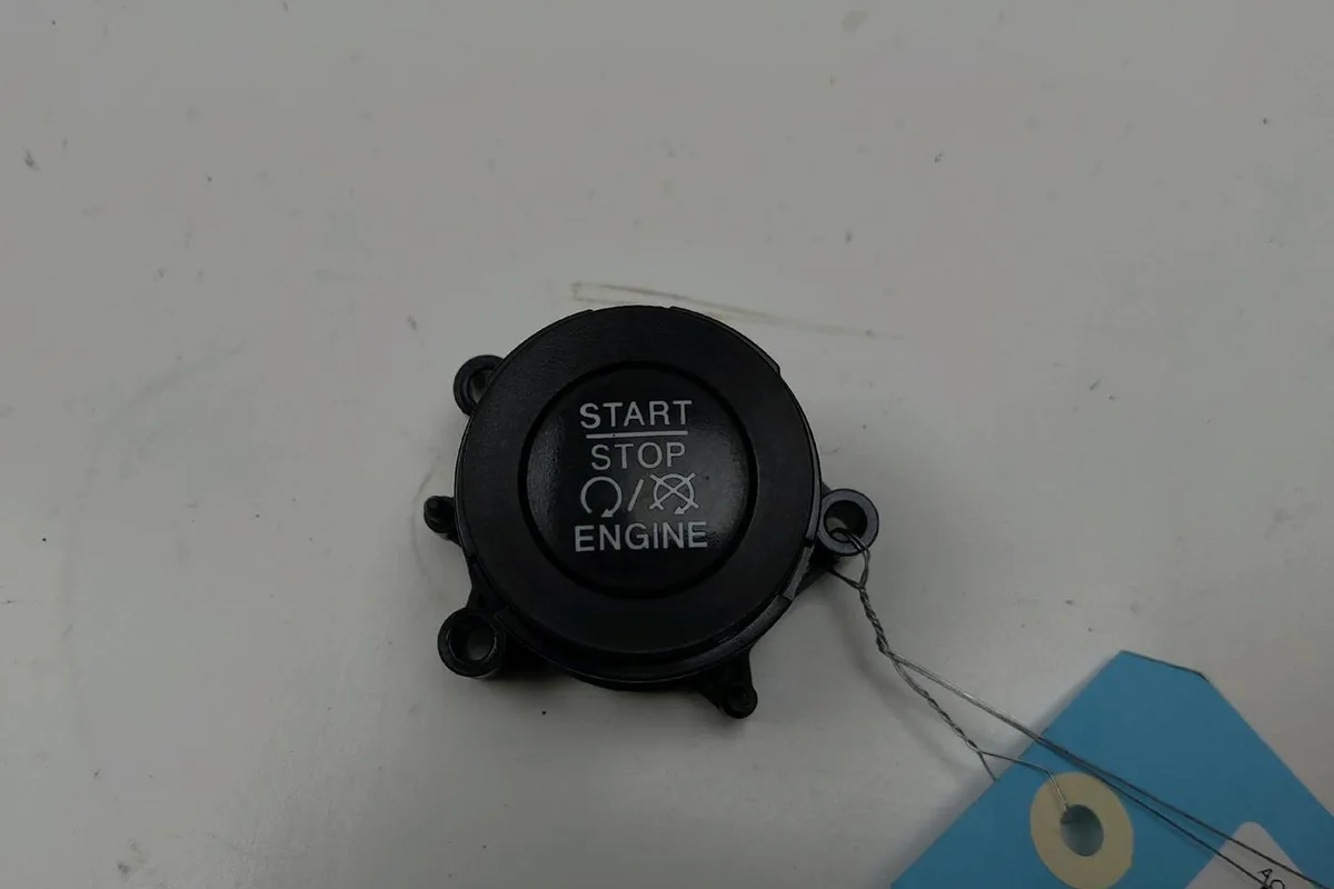 Bouton de demarrage start-stop Fiat 500X (334_) 1.4 (334axc1b, 334axc11) (2014) occasion